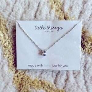 $4/25 - Lowercase “G” Initial Necklace‎ 16 inches